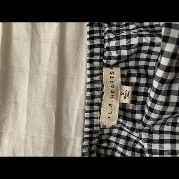 Navy and white checkered crop tank - Picture 3 of 3